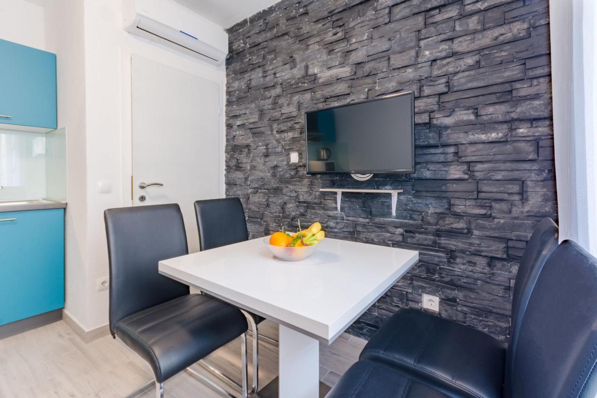 Riva Apartments Villa Thalia - Milna, Brac Milna  Ngoại thất bức ảnh