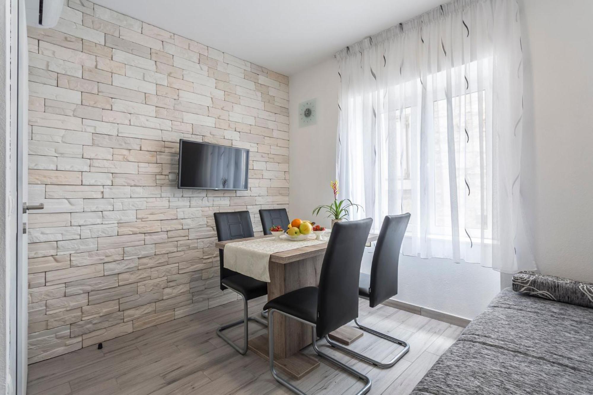 Riva Apartments Villa Thalia - Milna, Brac Milna  Ngoại thất bức ảnh